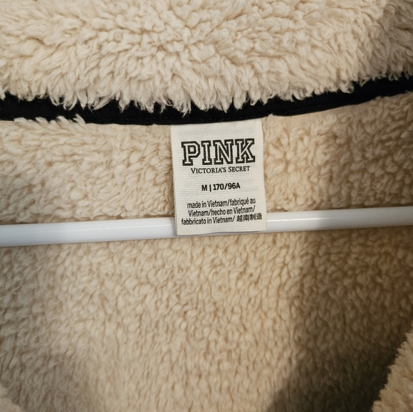 VS Pink Oversized Sherpa Half Zip Pull Over - Picture 6 of 7